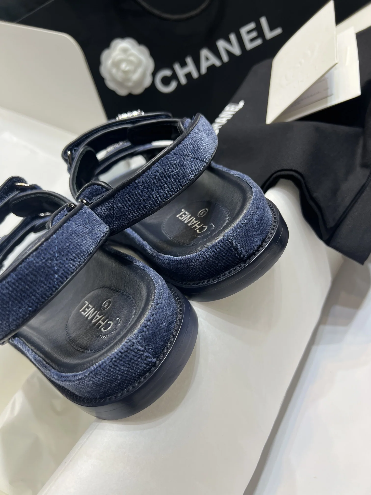 샤넬 더블 C 벨크로 비치슈즈 상세 이미지 8