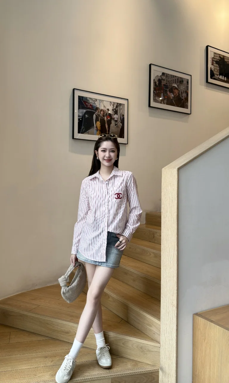 샤넬 여성 더블 C 자수 스트라이프 포켓 셔츠 24885