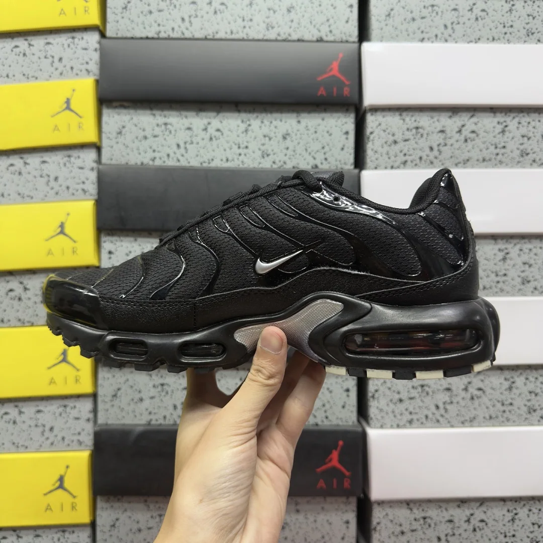 나이키 [BD] 에어 맥스 플러스 DX8971-001 201903 Nike Air Max Plus Mini Swoosh Black Silver 상세 이미지 6