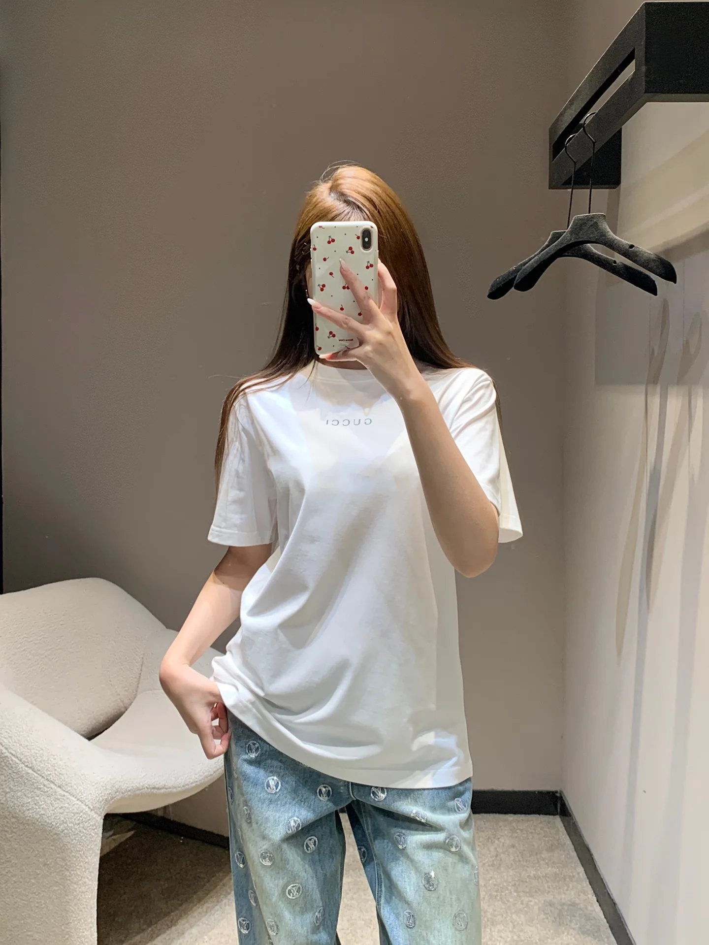 구찌 레터 프린트 크루넥 반팔 티셔츠 26 SS 상세 이미지 7