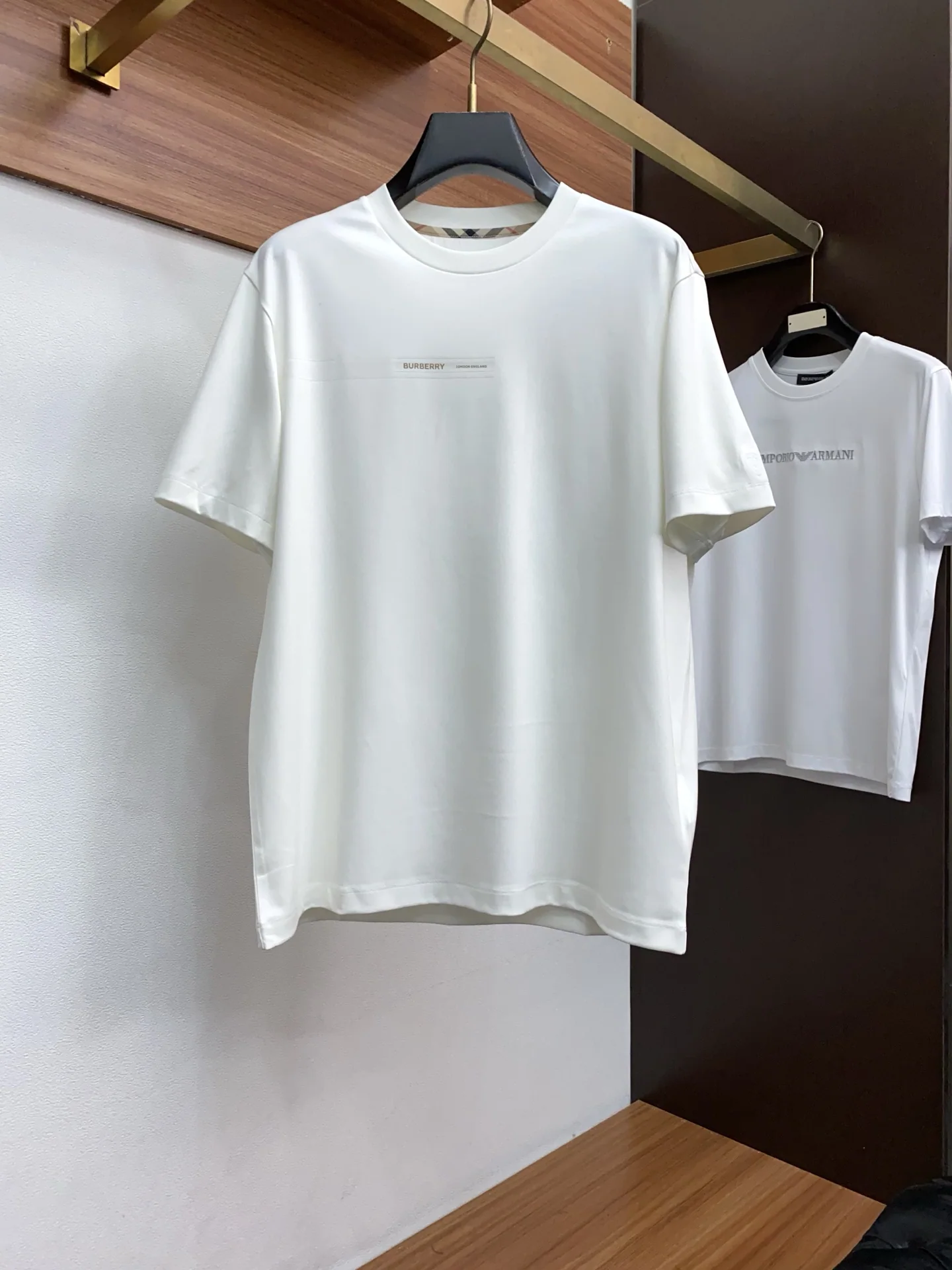 버버리 코튼 반팔 티셔츠 2026 AW 1570 상세 이미지 1