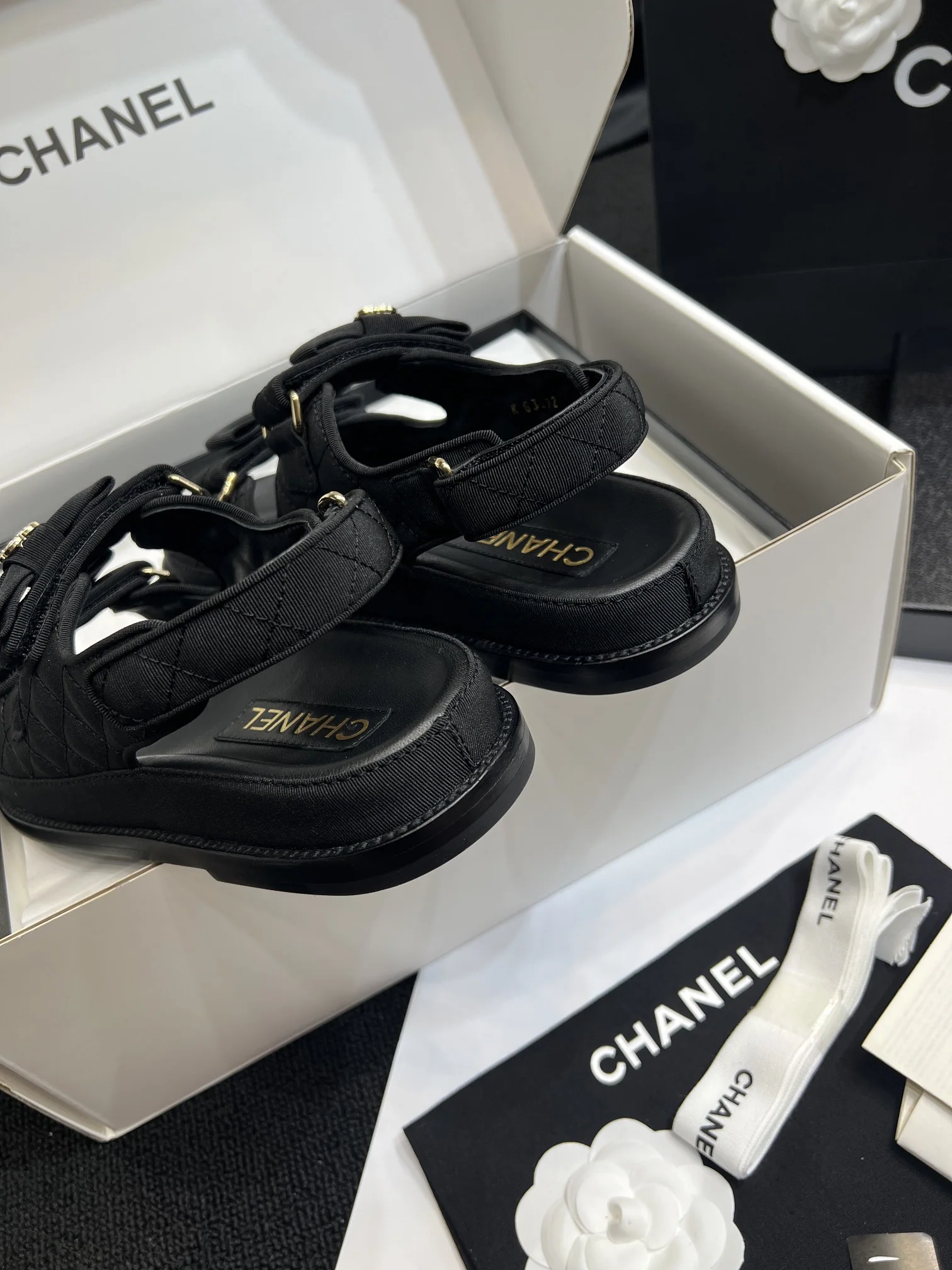 샤넬 더블 C 벨크로 캐주얼 샌달 상세 이미지 8