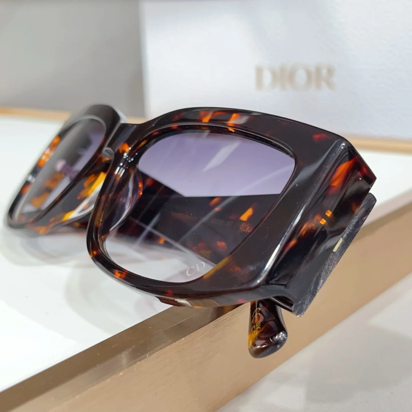 디올 선글라스 72544 Dior Sunglasses 상세 이미지 3