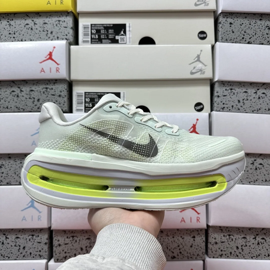 나이키 [5A] 보메로 프리미엄 옐로우 HQ2050-300 201618 Nike Vomero Premium Barely Volt 상세 이미지 5