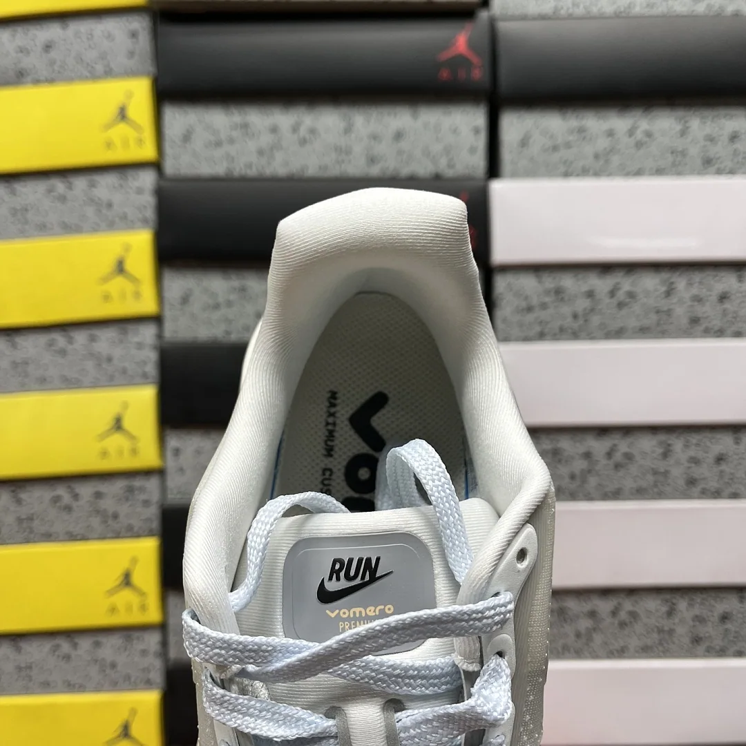 나이키 [CG] 보메로 프리미엄 HQ2050-308 201986 Nike Vomero Premium 상세 이미지 8