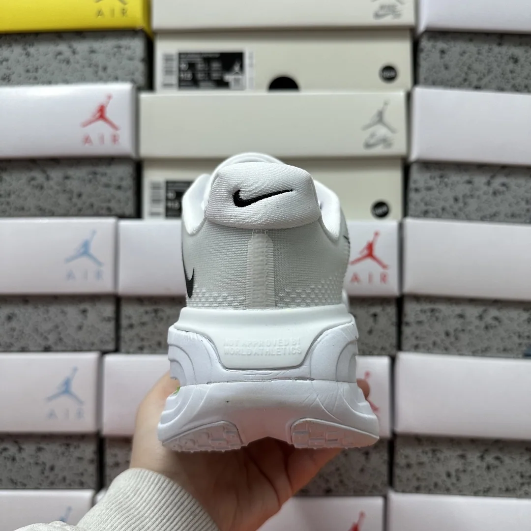 나이키 [5A] 보메로 프리미엄 화이트 블랙 HQ2050-300 201643 Nike Vomero Premium 상세 이미지 8
