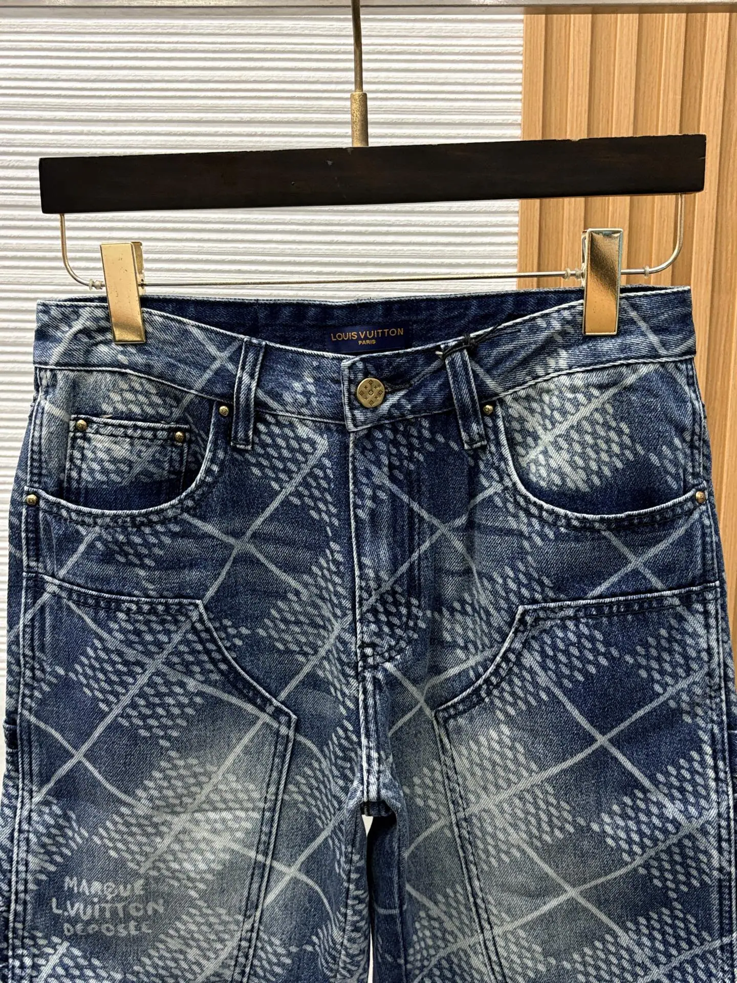 루이비통 데님 슬림핏 남성 반바지 상세 이미지 3