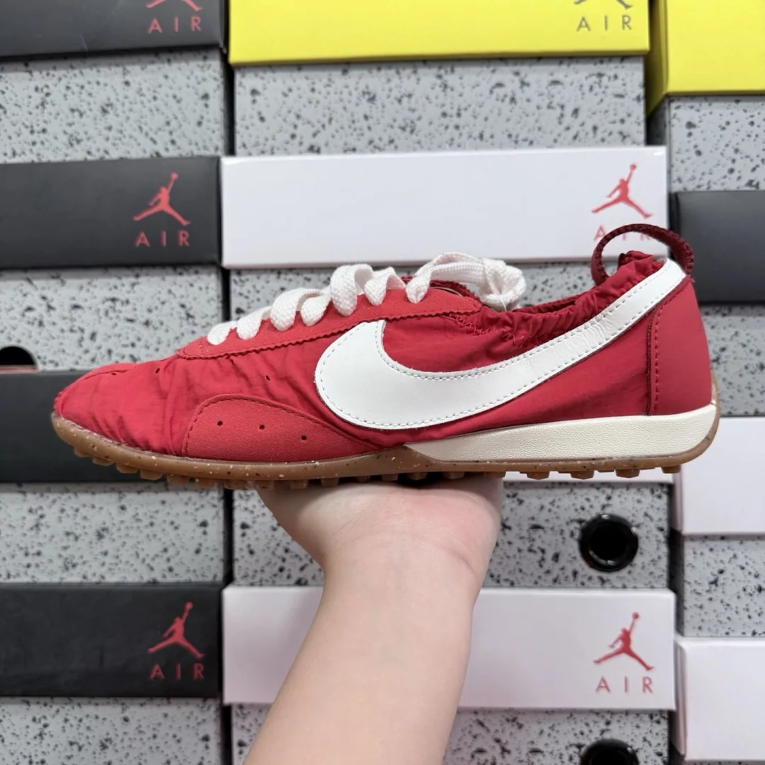 나이키 [GOD] HV8547-600 201600 Nike Moon Shoe SP Jacquemus University Red 상세 이미지 9