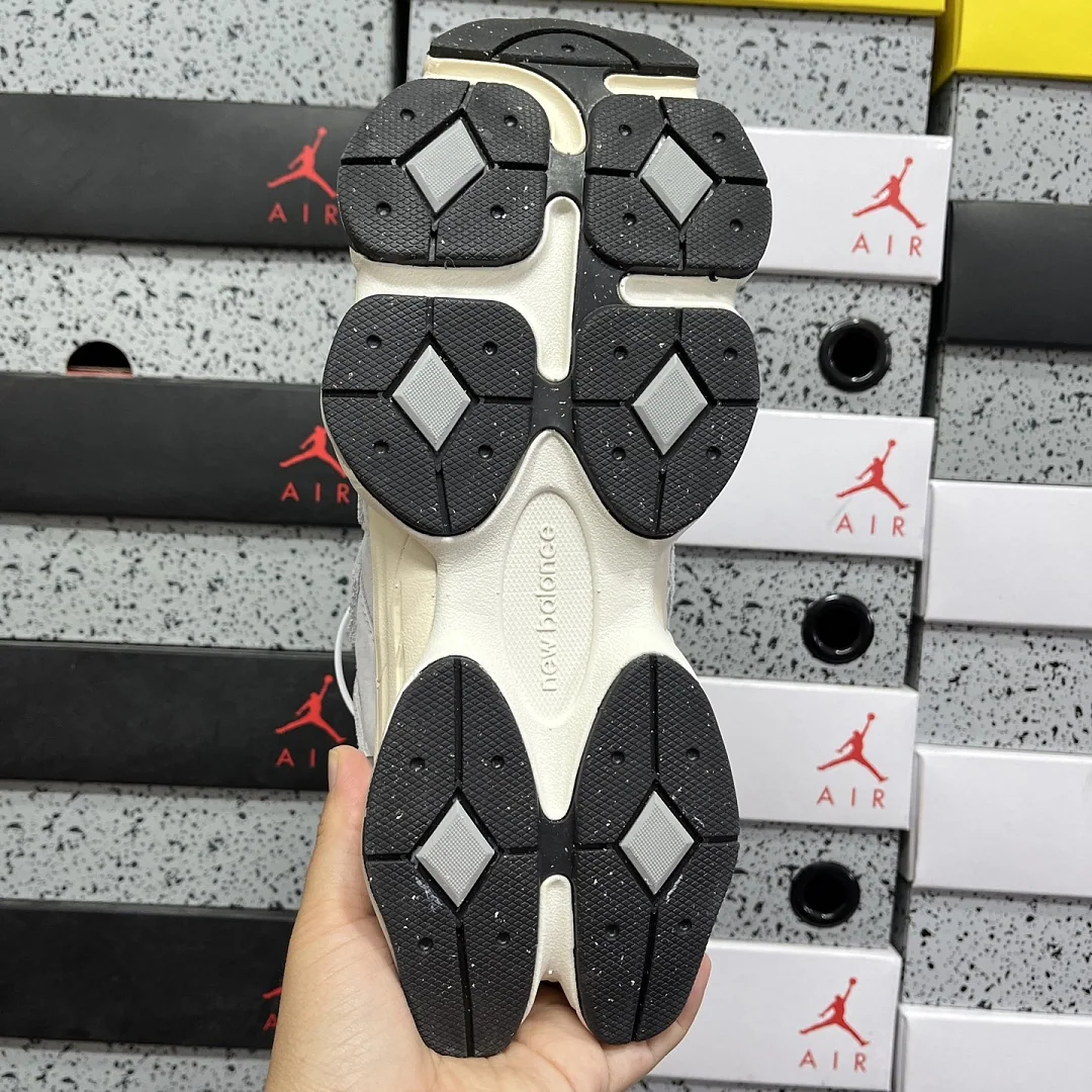 뉴발란스 [C] 9060 U9060440 202221 New Balance 9060 상세 이미지 6