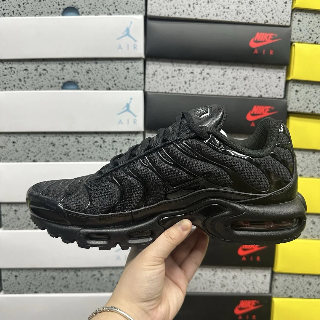 나이키 [TK] 에어 맥스 플러스 604133-050 201968 Nike Air Max Plus Triple Black 상세 이미지 6
