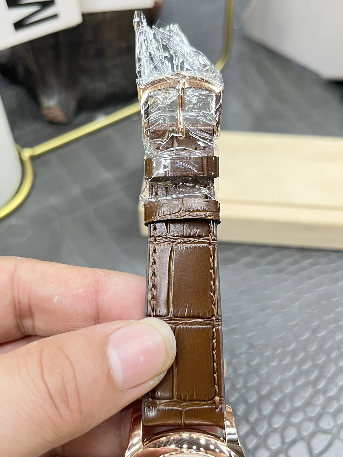 파텍필립 컴플리케이션 애뉴얼 캘린더 자동 시계 40MM5205 G 상세 이미지 8