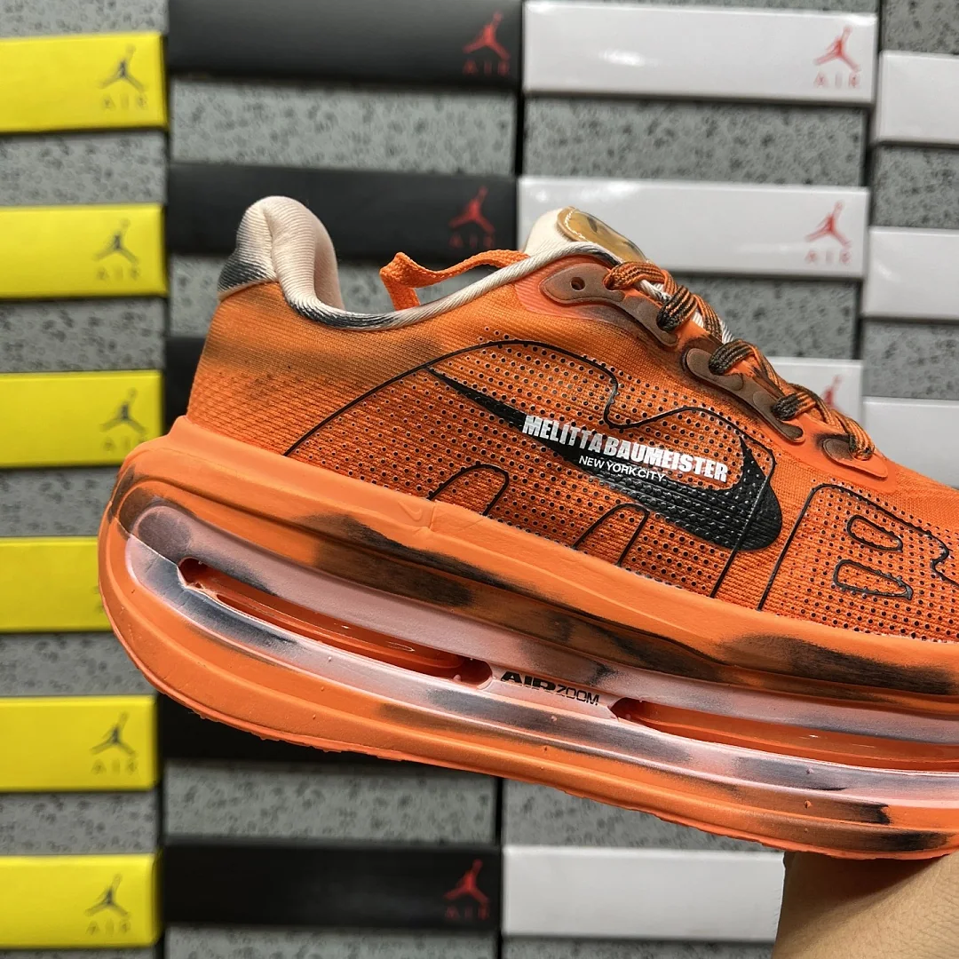 나이키 [5A] 보메로 프리미엄 IQ7166-800 201680 Nike Vomero Premium Melitta Baumeister 상세 이미지 3