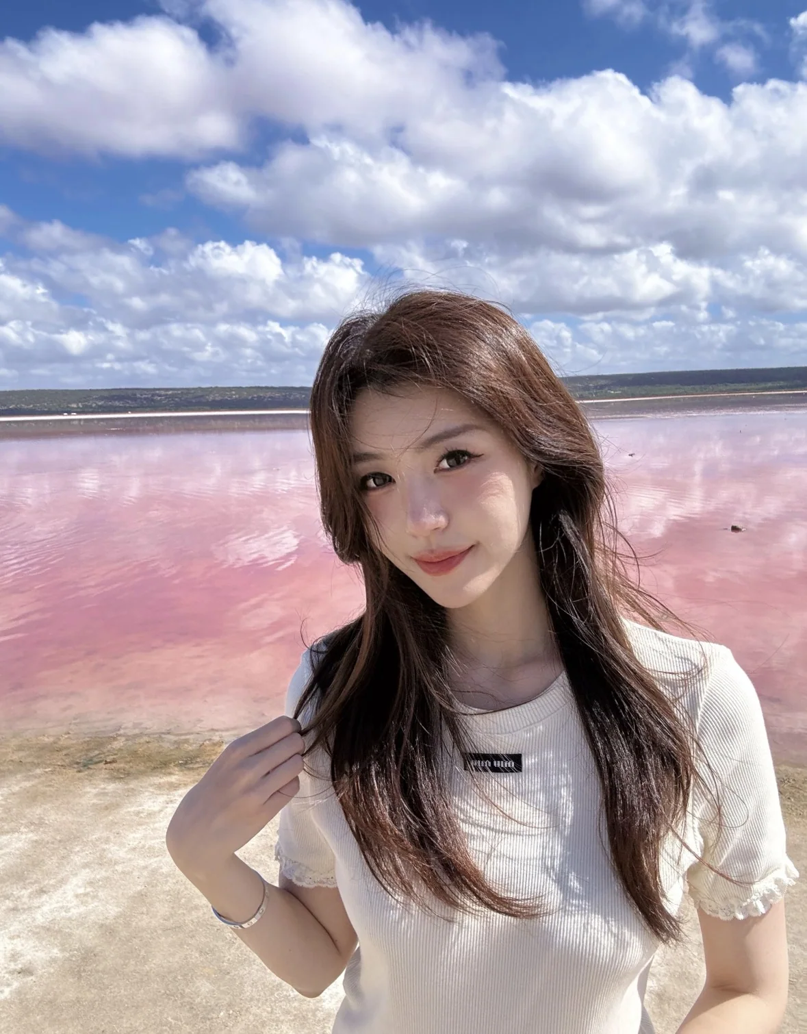 미우미우 레이스 트림 네크라인 탱크톱 반팔 상세 이미지 3