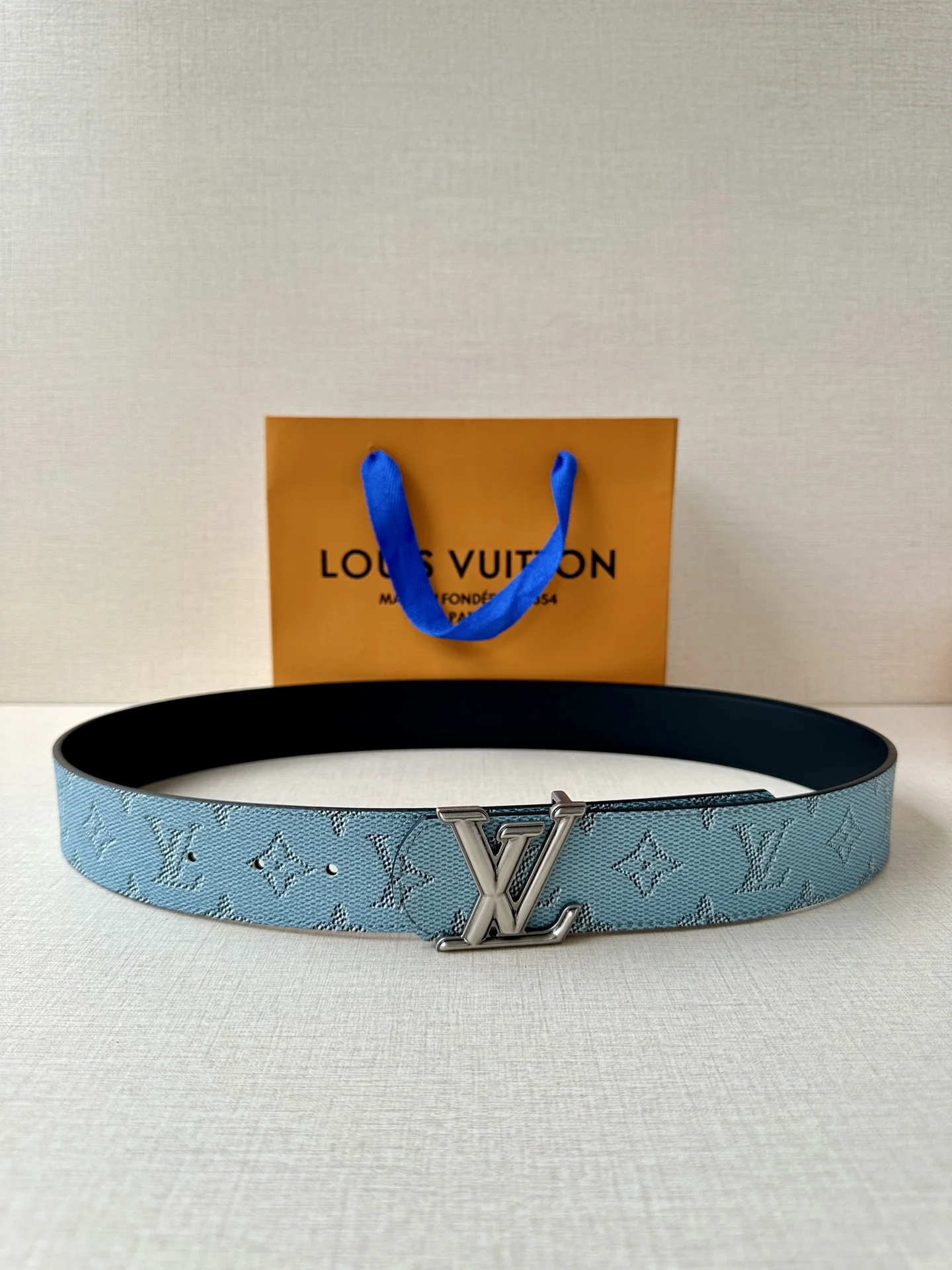 루이비통 LV 디멘션 모노그램 리버시블 벨트 상세 이미지 1