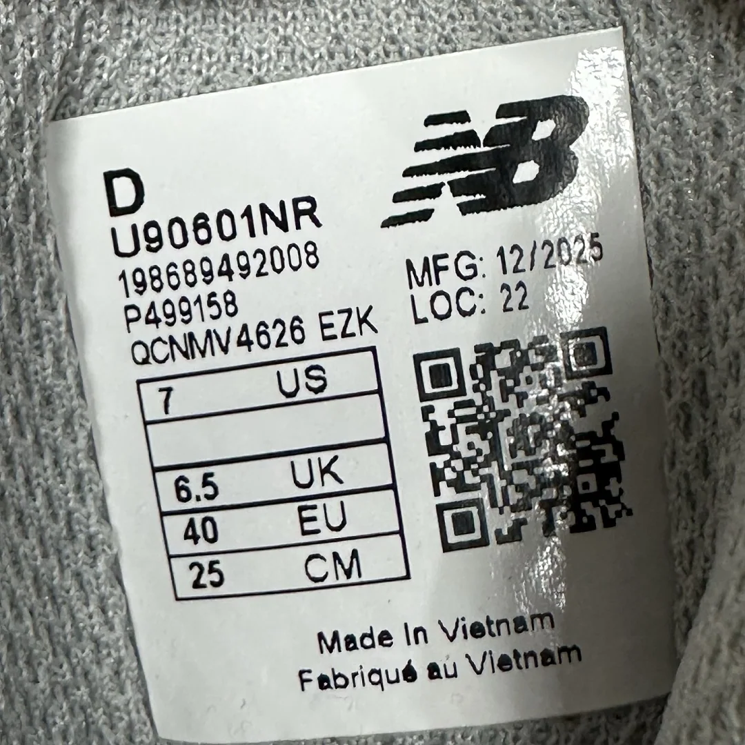 뉴발란스 [C] 9060 U90601NR 202244 New Balance 9060 Shoe Palace Black Silver 상세 이미지 8