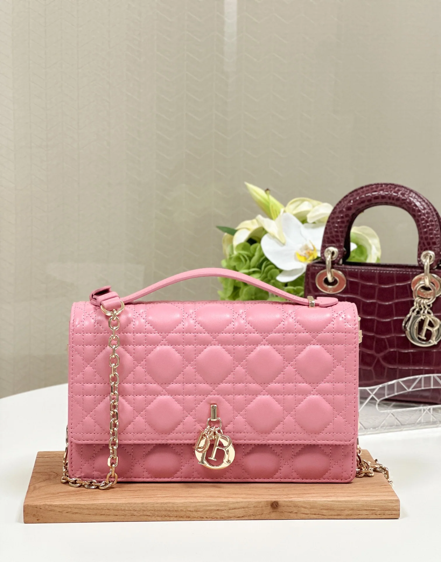 디올 램스킨 체인 숄더백 152604