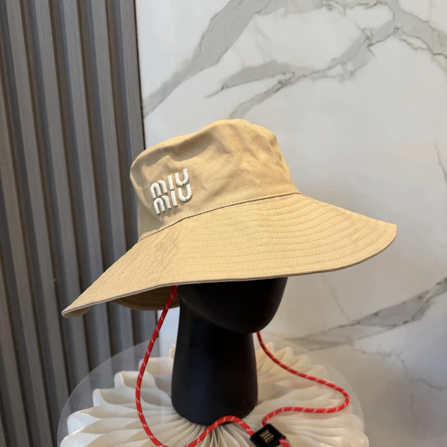 미우미우 모자 81107 Miu Miu Cap 상세 이미지 1