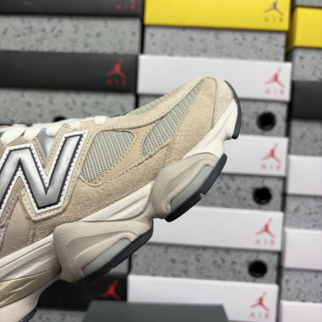 뉴발란스 [C] 9060 그레이 U9060MAC 202080 New Balance 9060 상세 이미지 2