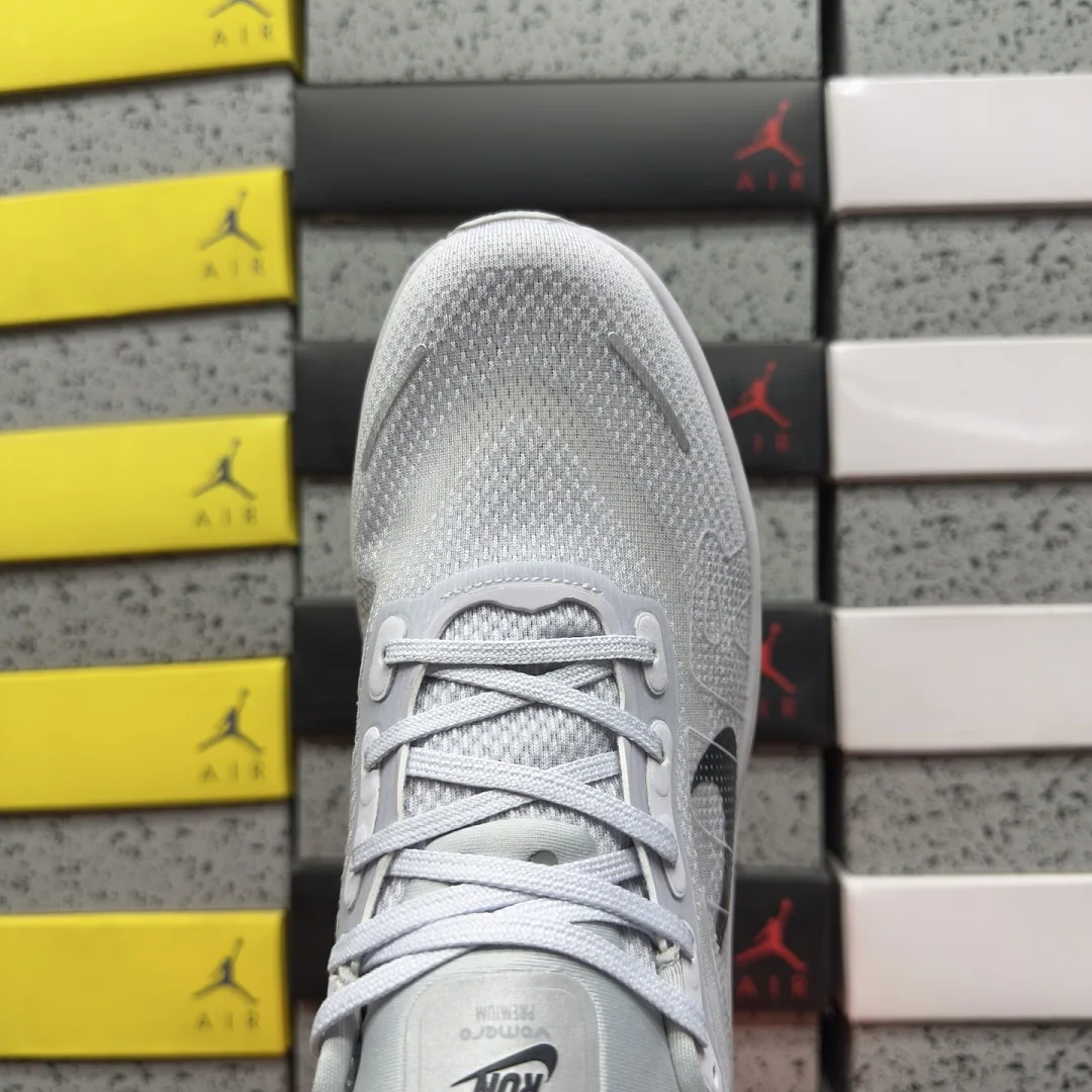 나이키 [5A] 보메로 프리미엄 HQ2050-104 201800 Nike Vomero Premium Grey Fog Dark Obsidian 상세 이미지 3