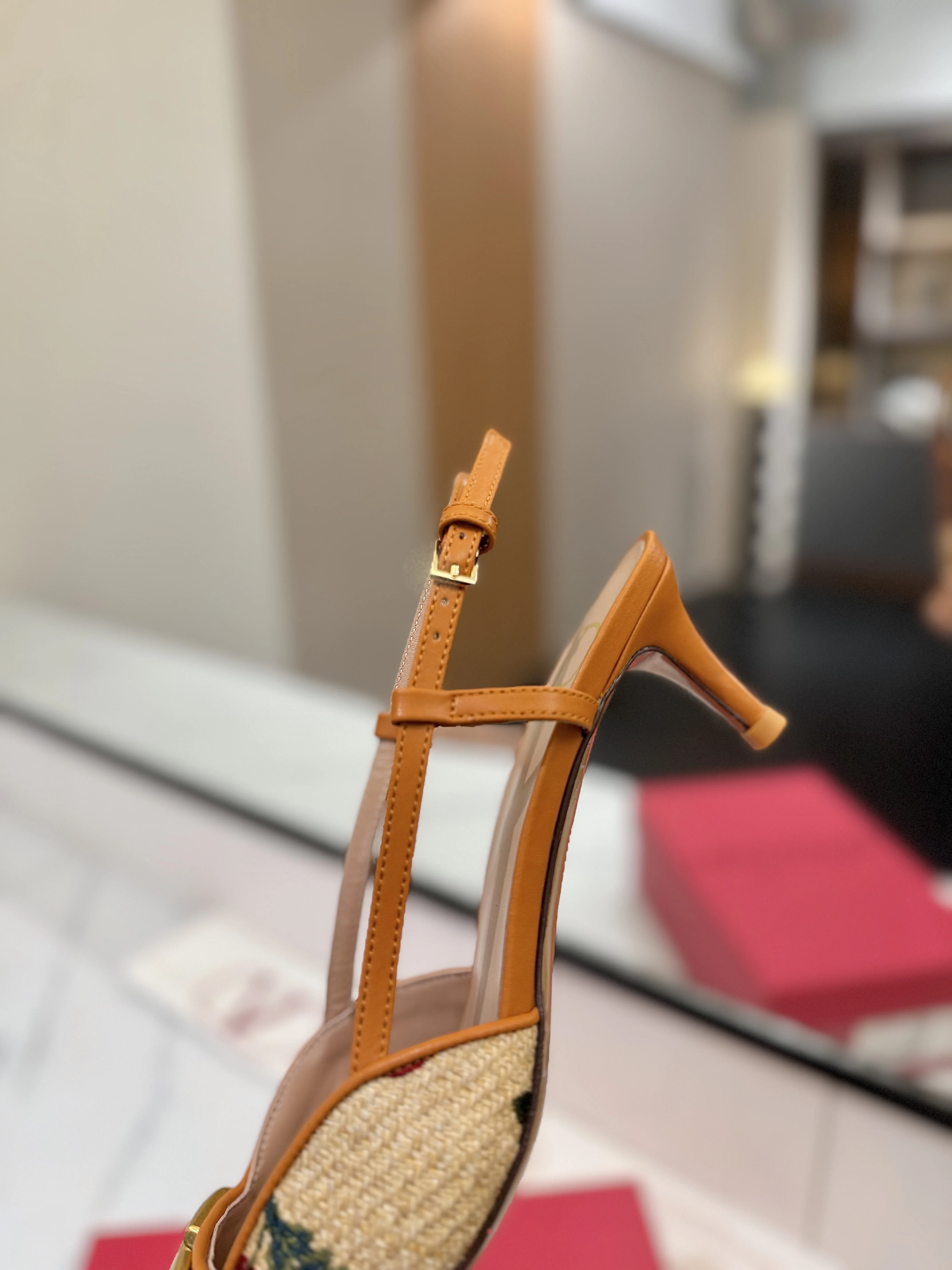 발렌티노 신발 상세 이미지 18