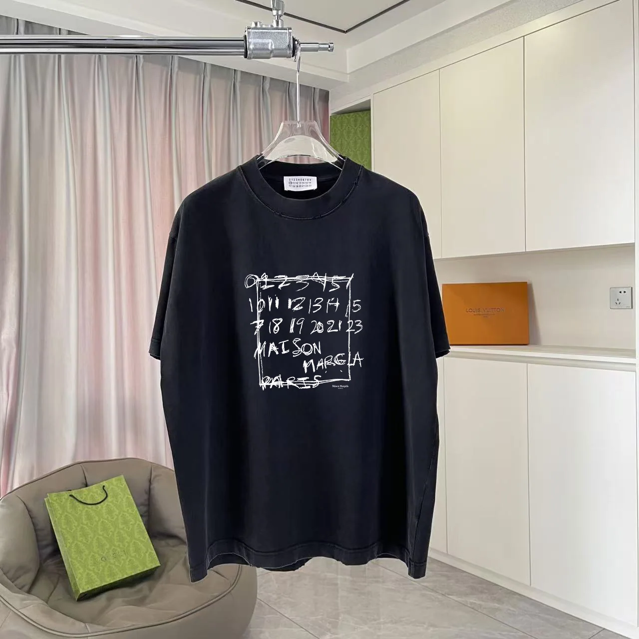 마르지엘라 여성 반팔 상세 이미지 1