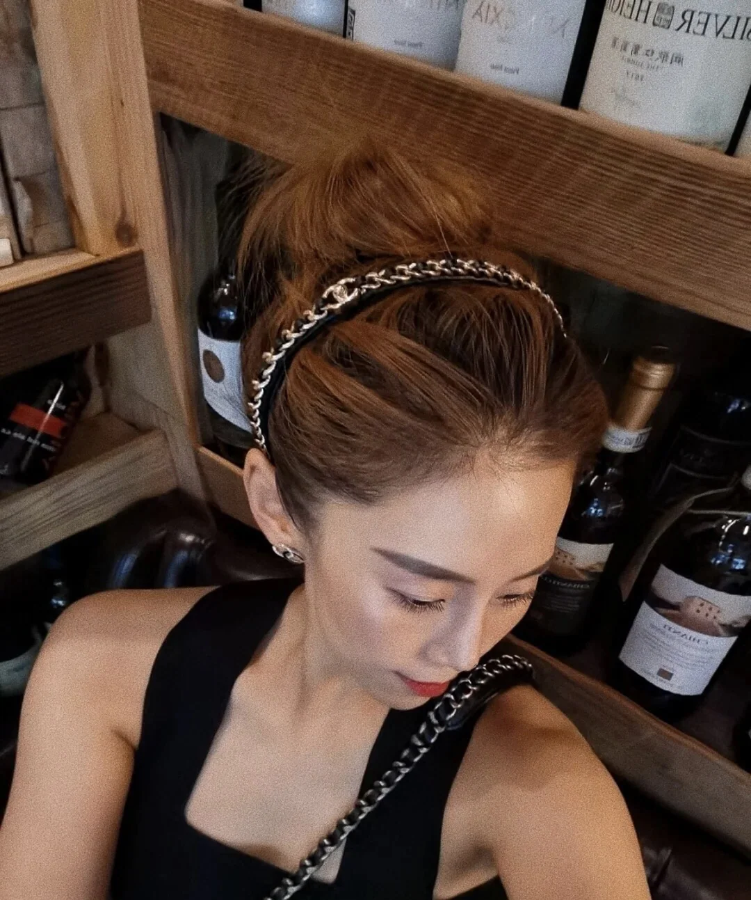 샤넬 랩 어라운드 가죽 코드 헤드밴드 상세 이미지 2