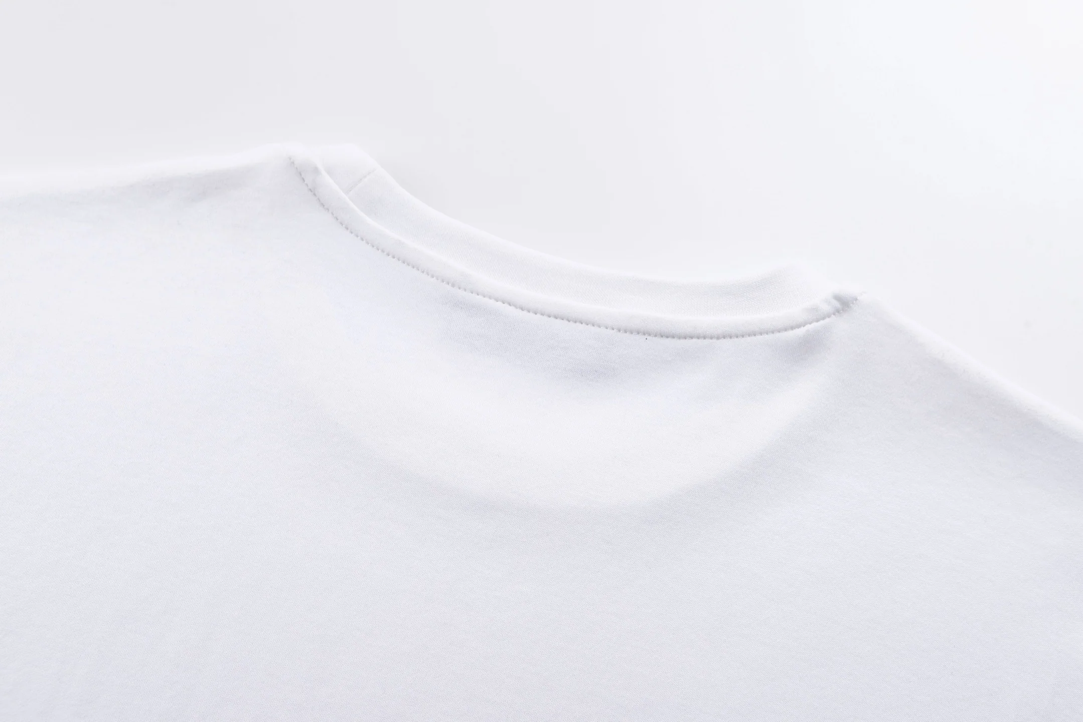 구찌 더블 G 자수 남성 반팔 티셔츠 상세 이미지 4