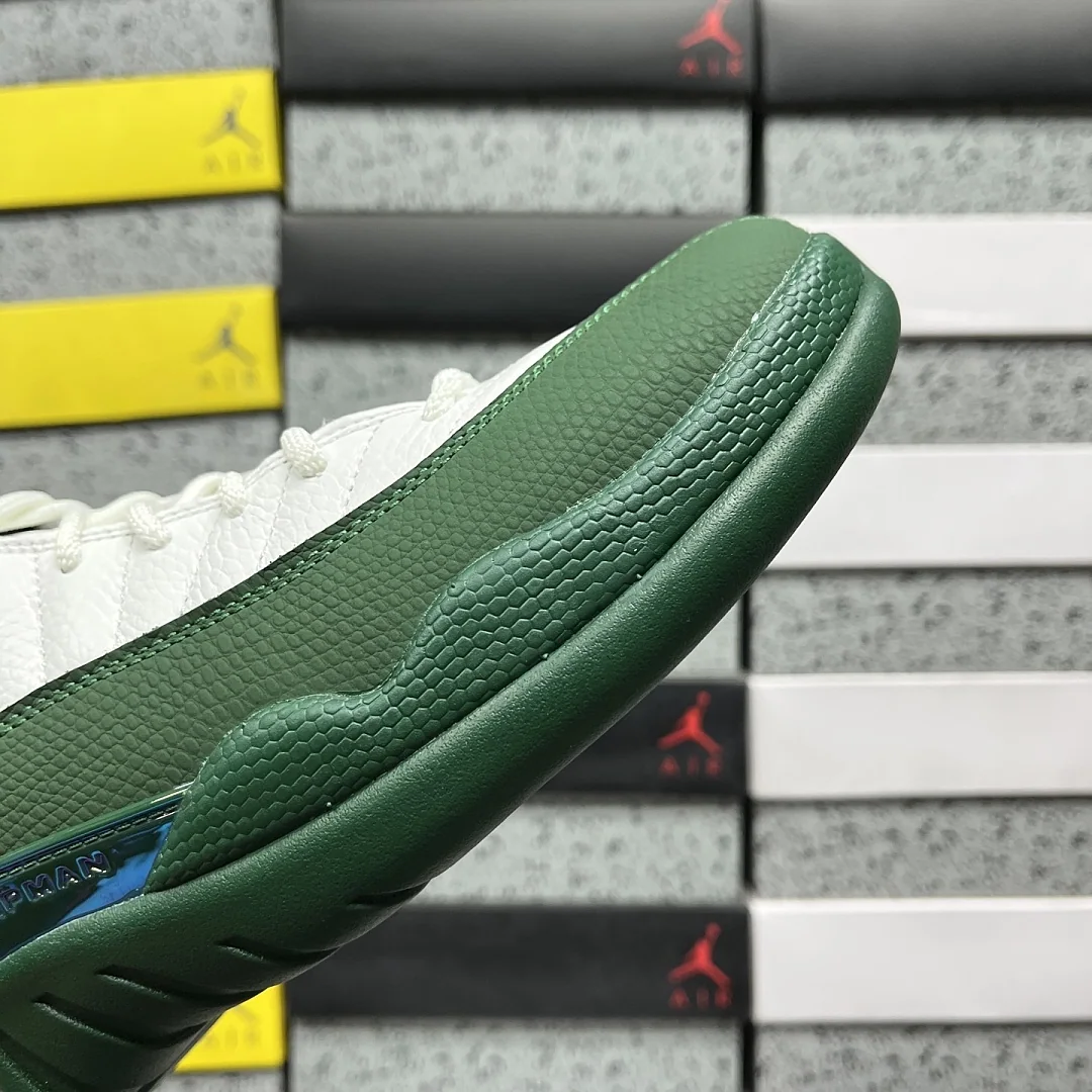나이키 [GX] 조던 12 레트로 CT8013-103 201966 Nike Jordan 12 Retro Bucks 상세 이미지 5