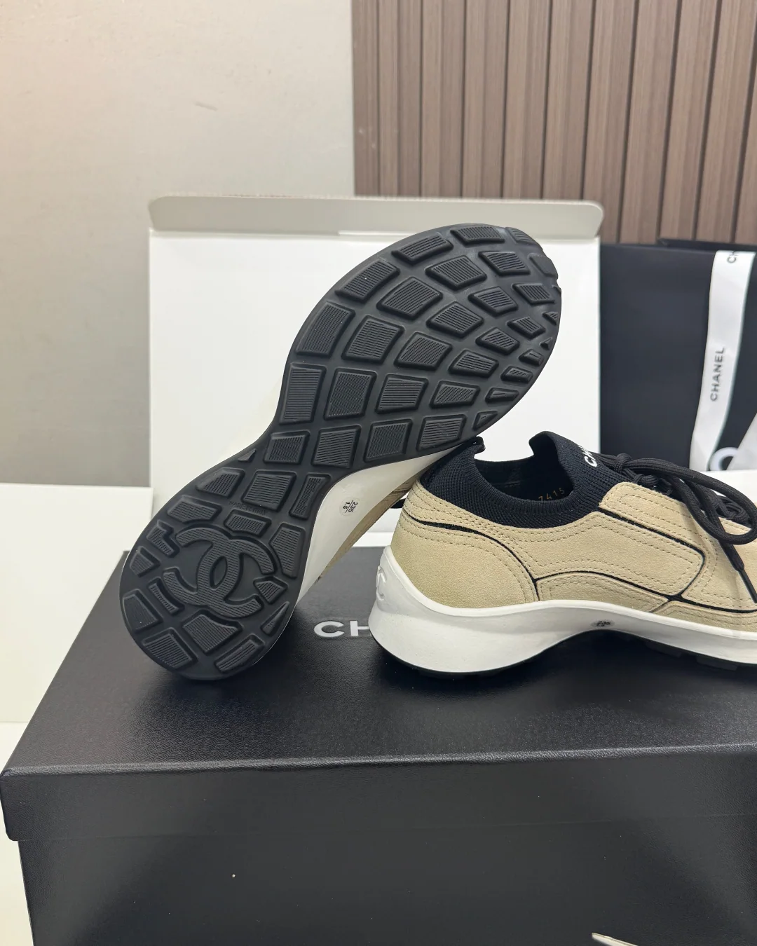 샤넬 메티에다르 레트로 스니커즈 상세 이미지 9
