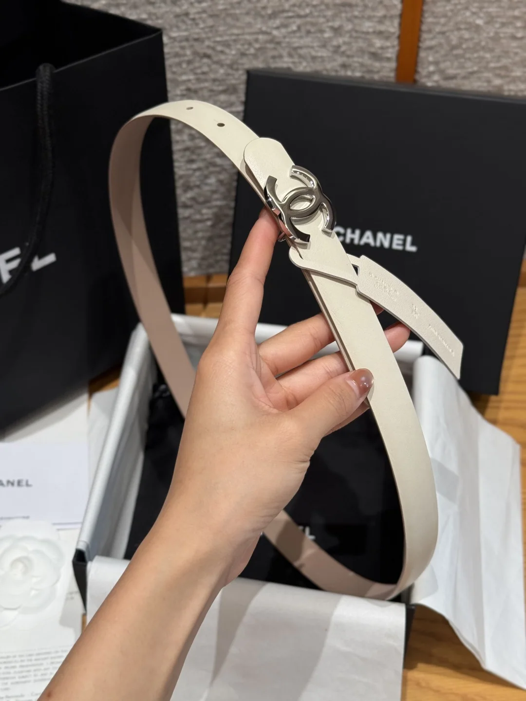 샤넬 타임리스 클래식 더블 C 양면 카프스킨 벨트 상세 이미지 9