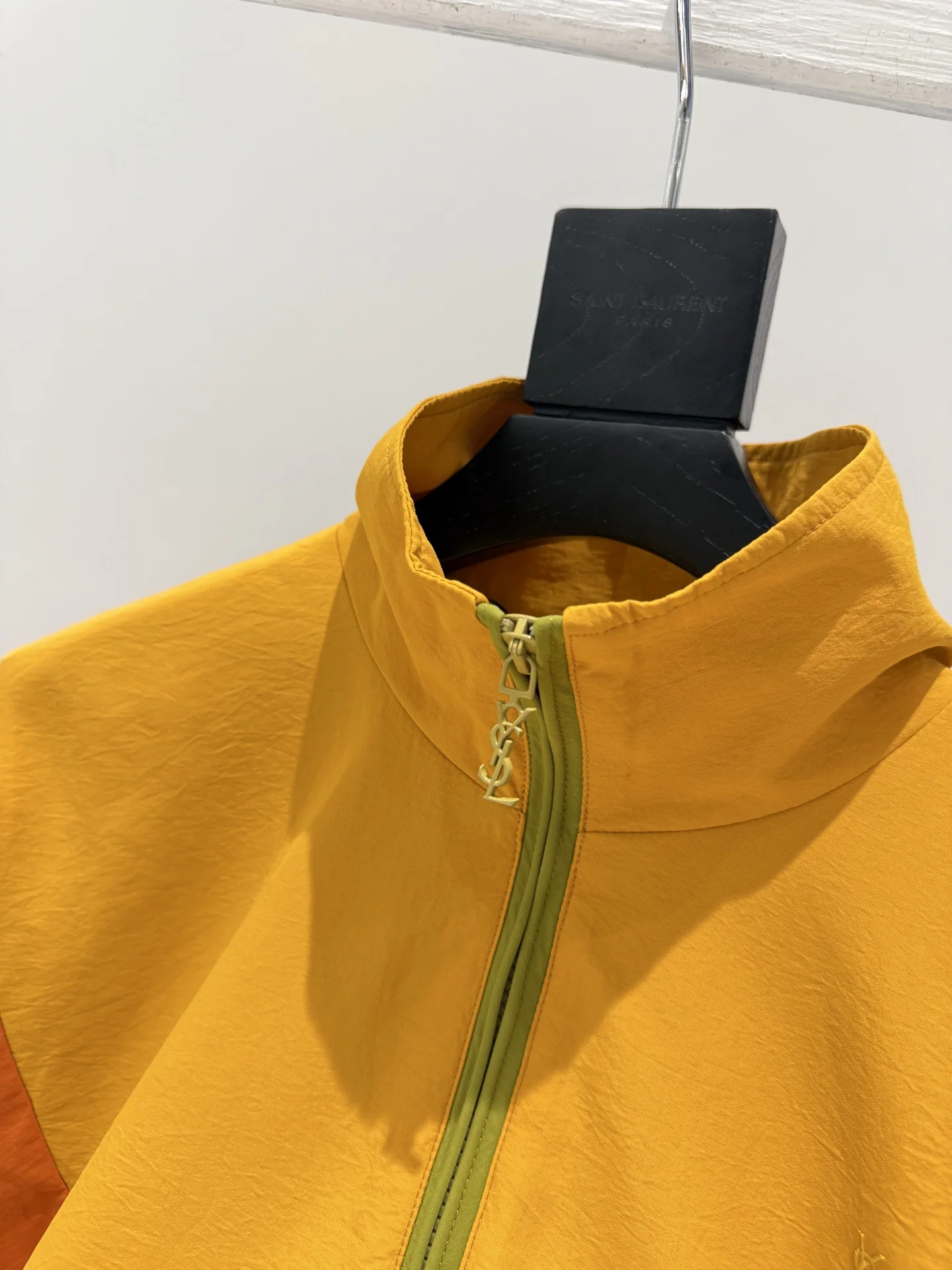 생로랑 YSL 자수 더블포켓 여성 자켓 상세 이미지 6
