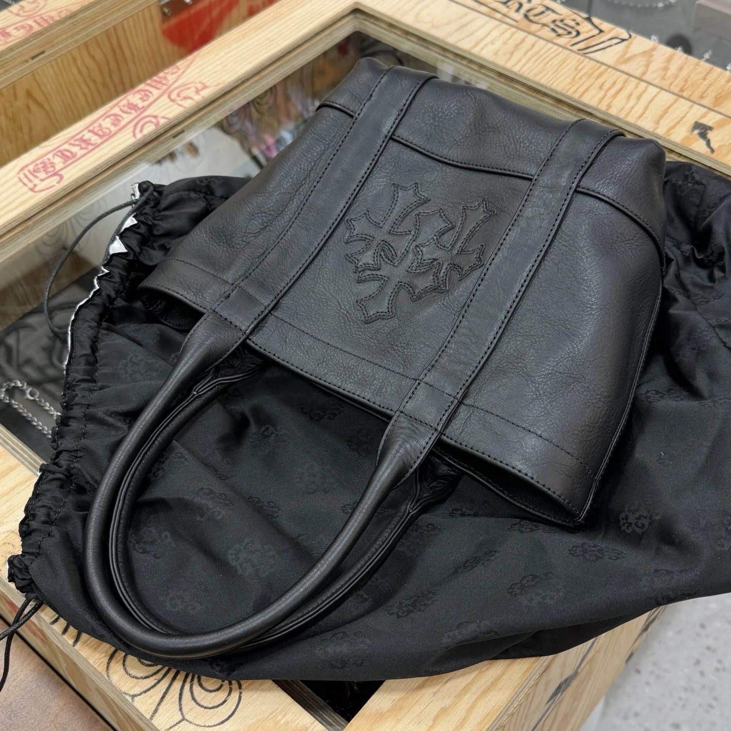 크롬하츠 쓰리 크로스 미니 토트백 상세 이미지 2