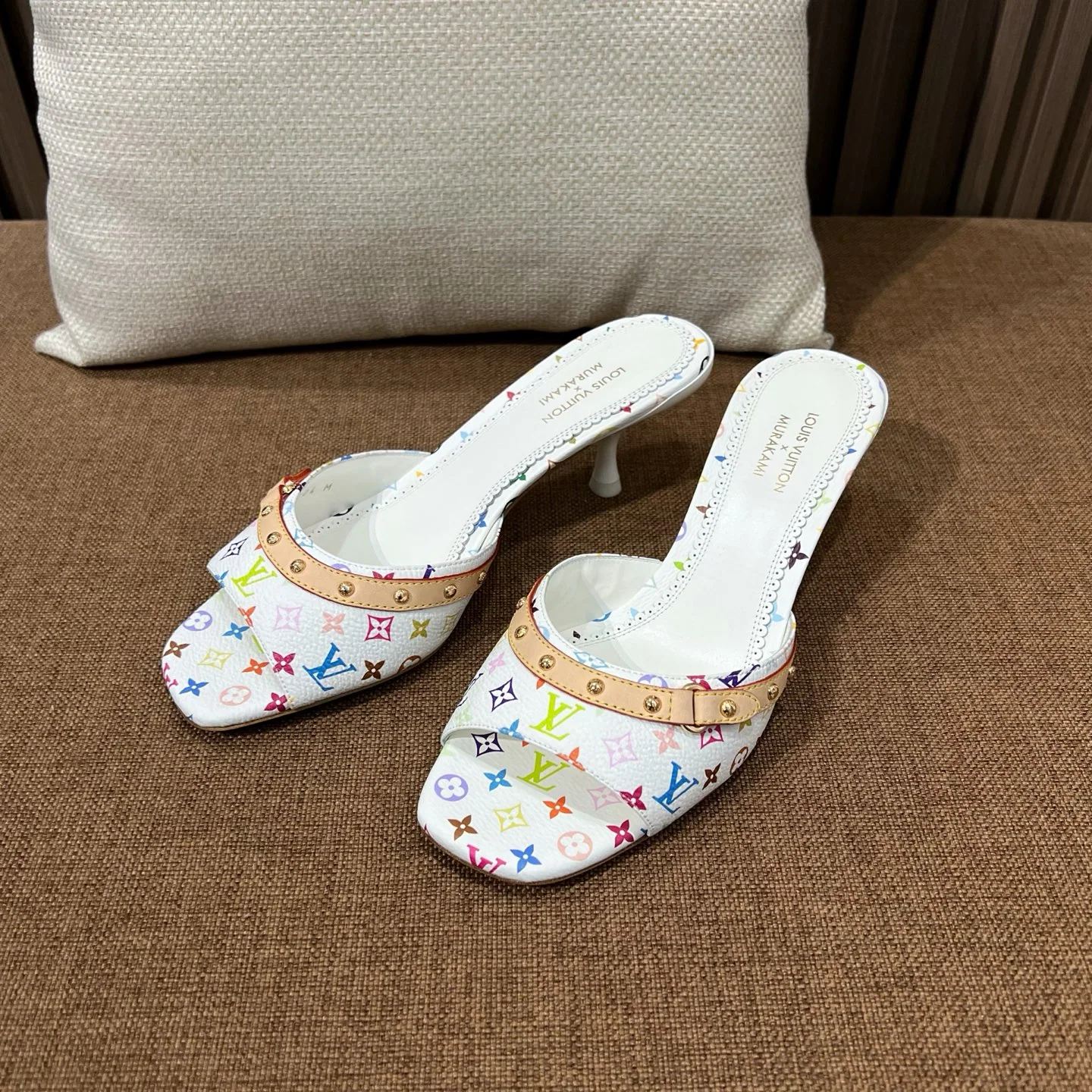 루이비통 샌들 벨크로 레이스 상세 이미지 2