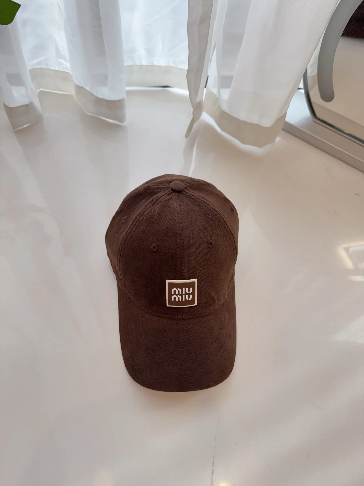 미우미우 모자 81342 Miu Miu Cap 상세 이미지 1
