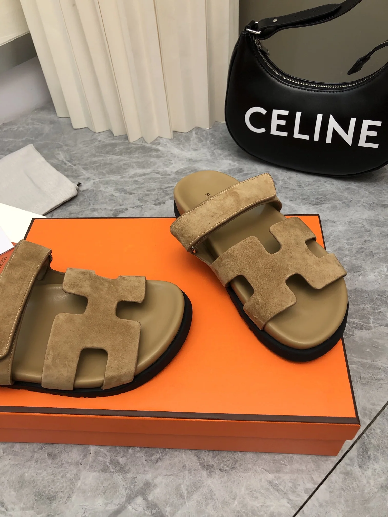에르메스 송아지가죽 여성 샌들 상세 이미지 4
