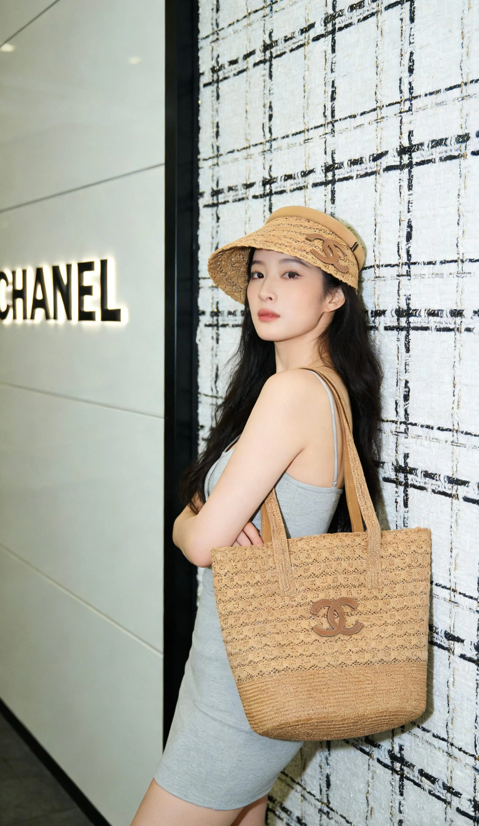 샤넬 비치 리조트 스타일 바이저 모자 상세 이미지 8
