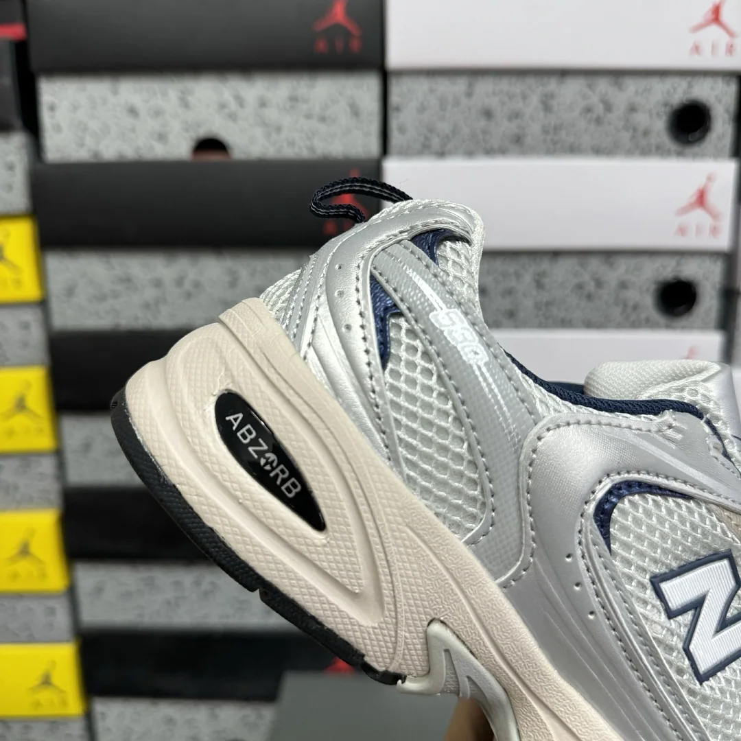 뉴발란스 [WZ] 530 MR530KA 202043 New Balance 530 Steel Grey 상세 이미지 8