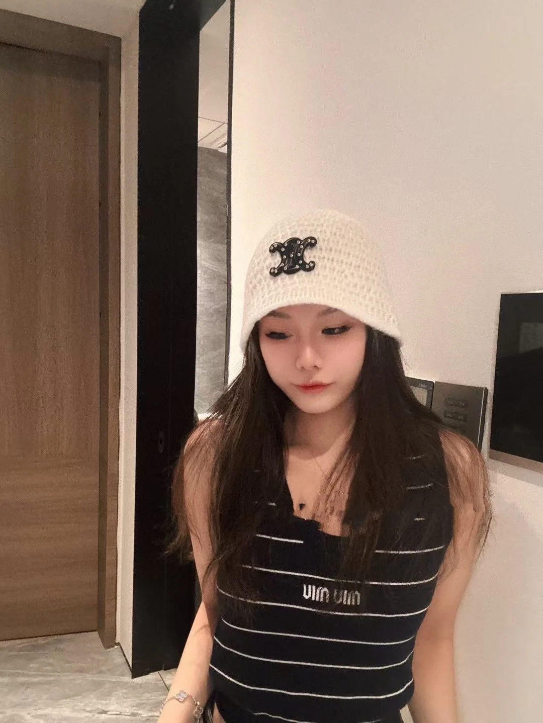 셀린느 니트 모자 상세 이미지 1