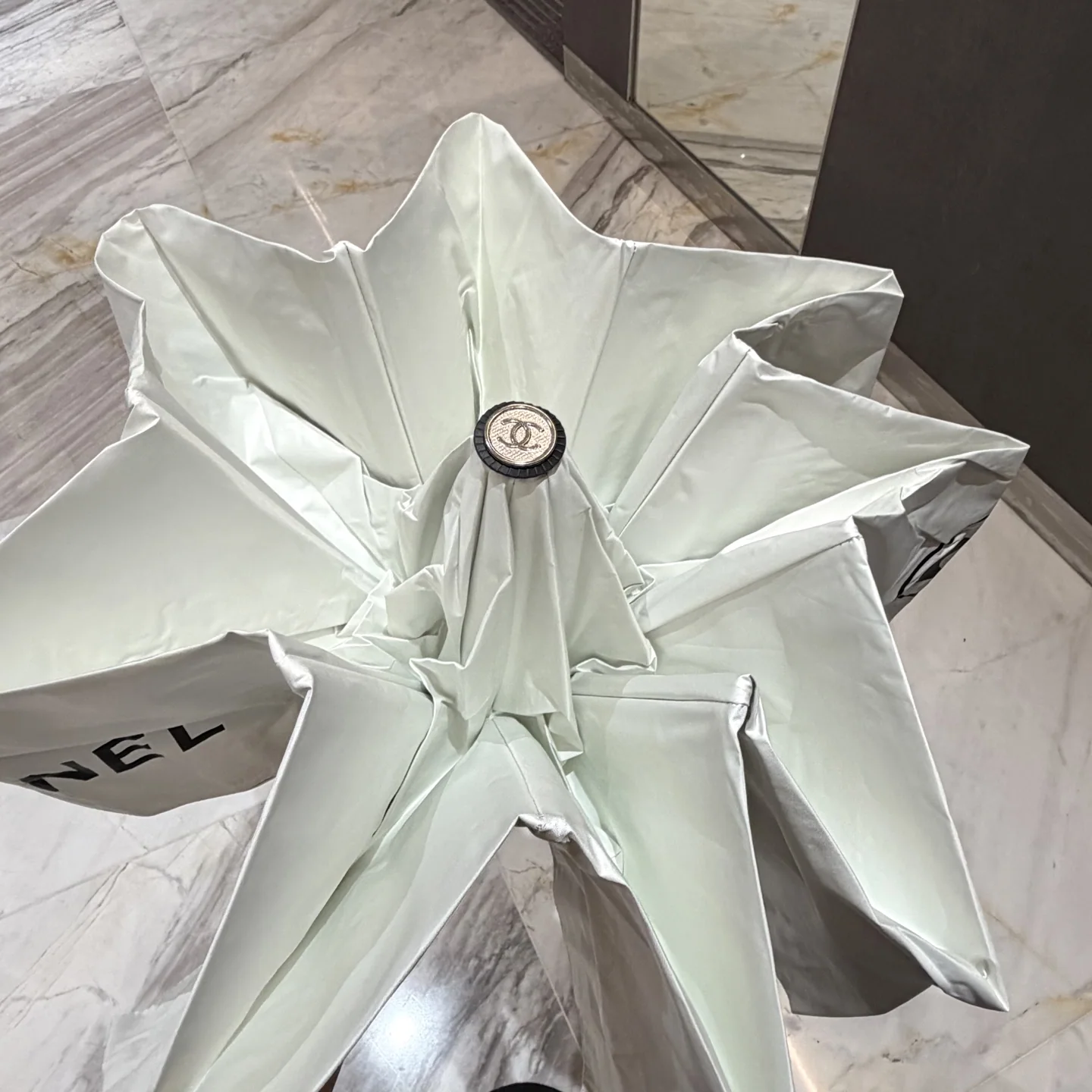 샤넬 우산 85322 Chanel Umbrella 상세 이미지 4