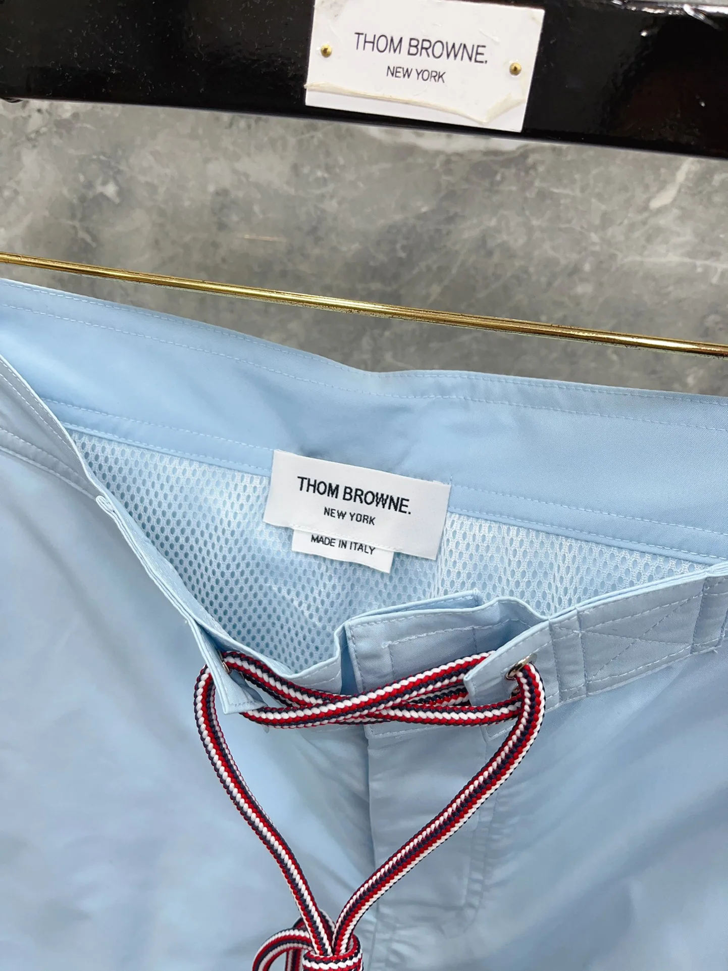 톰브라운 양면 웨빙 비치 쇼츠 40447 Thom Browne Shorts 상세 이미지 4