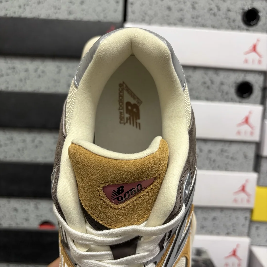뉴발란스 [C] 9060 옐로우 브라운 U9060WOR 202091 New Balance 9060 상세 이미지 4