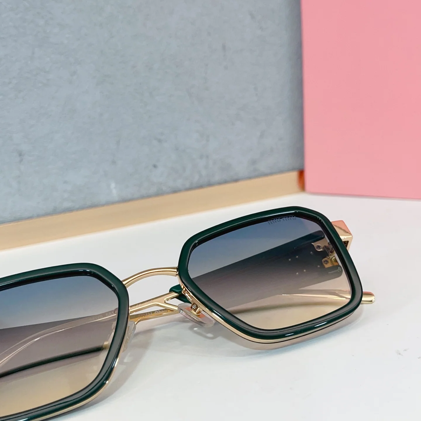 미우미우 선글라스 73111 Miu Miu Sunglasses 상세 이미지 8