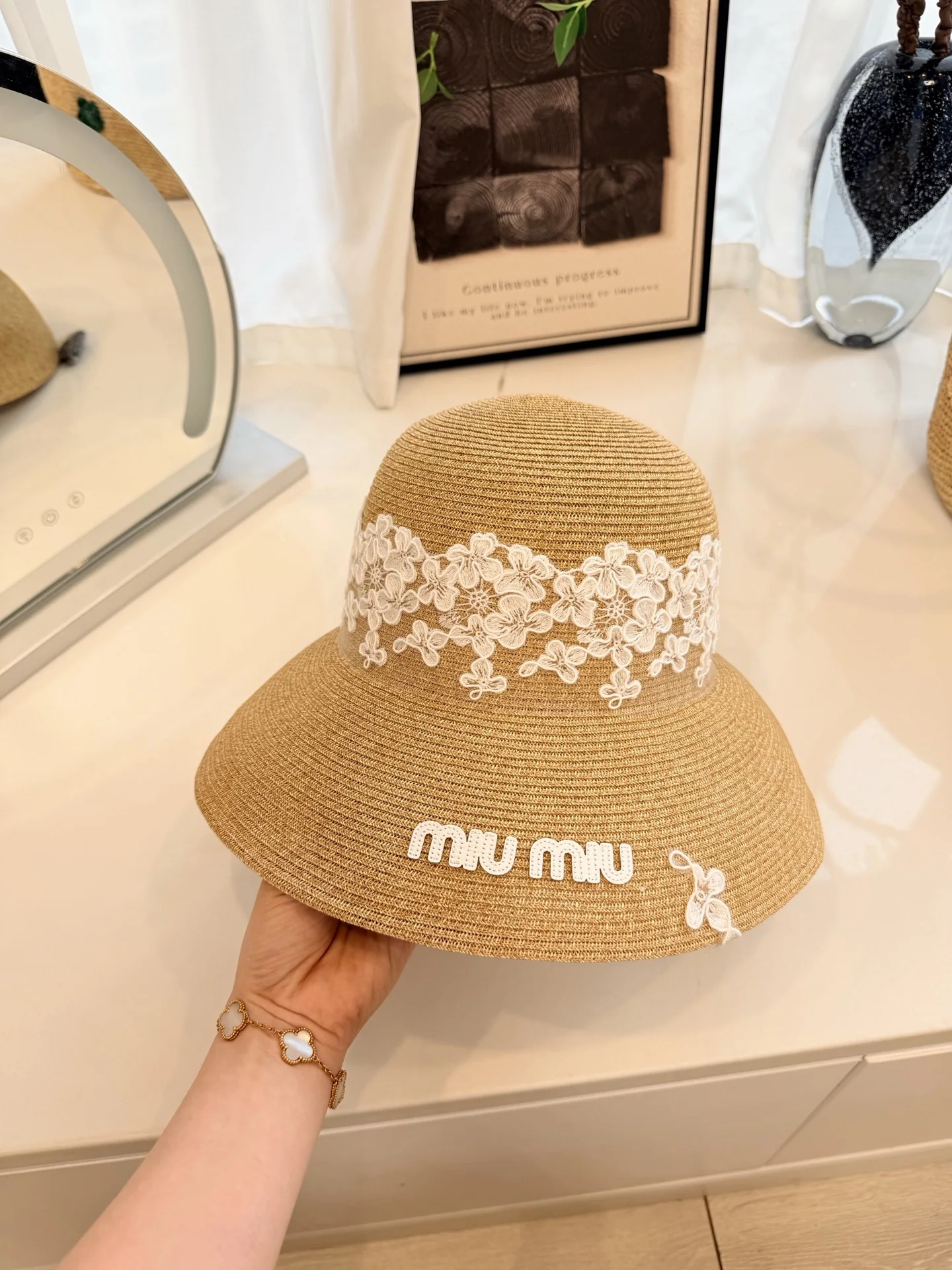 미우미우 모자 80810 Miu Miu Cap 상세 이미지 4