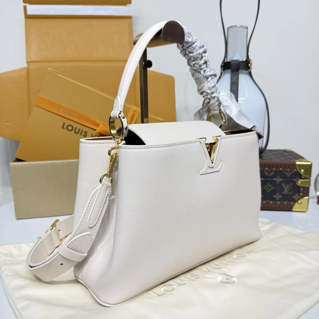 루이비통 카프시뉴 수플르 미디엄 핸드백 M14370 상세 이미지 2