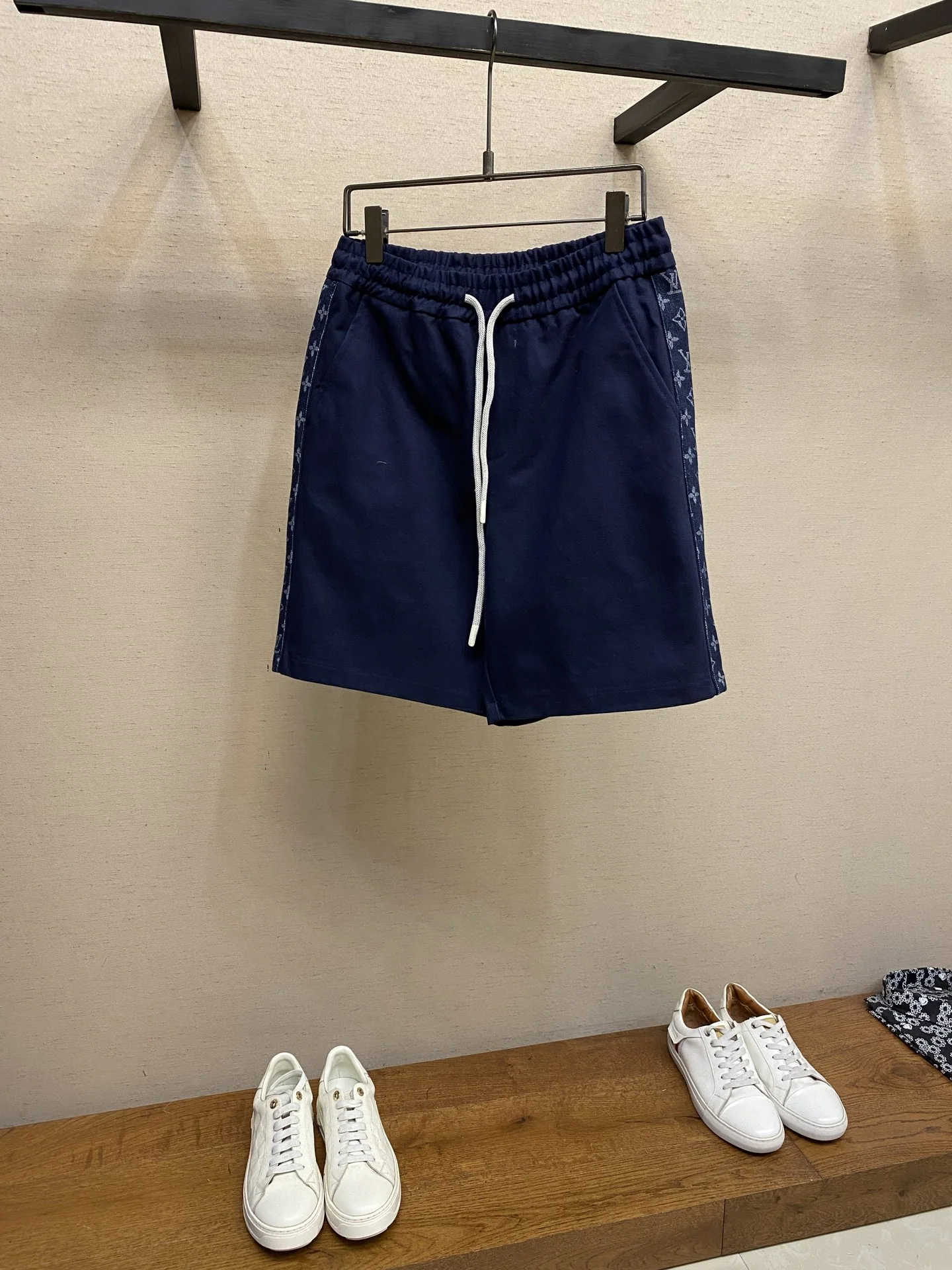 루이비통 남성 캐주얼 반바지 상세 이미지 1