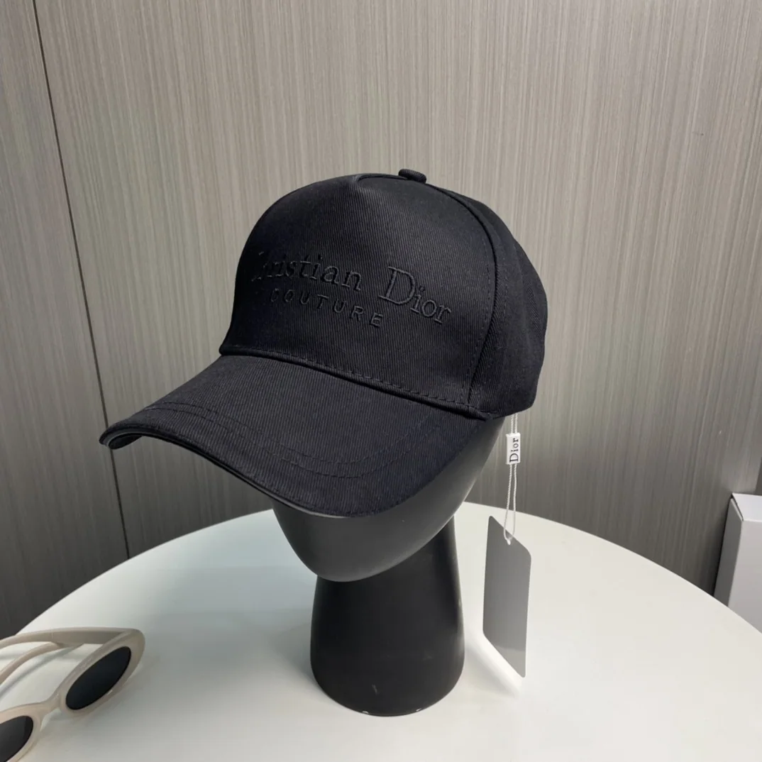 디올 자수 포인트 야구모자 133706