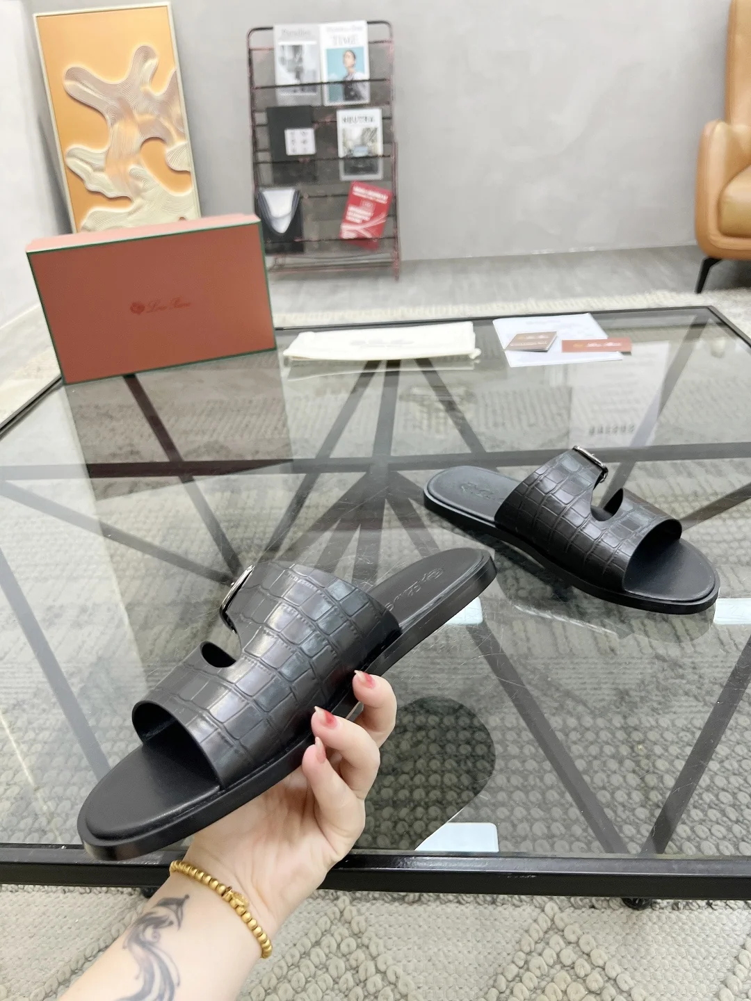 로로피아나 이탈리안 소가죽 슬리퍼 상세 이미지 5