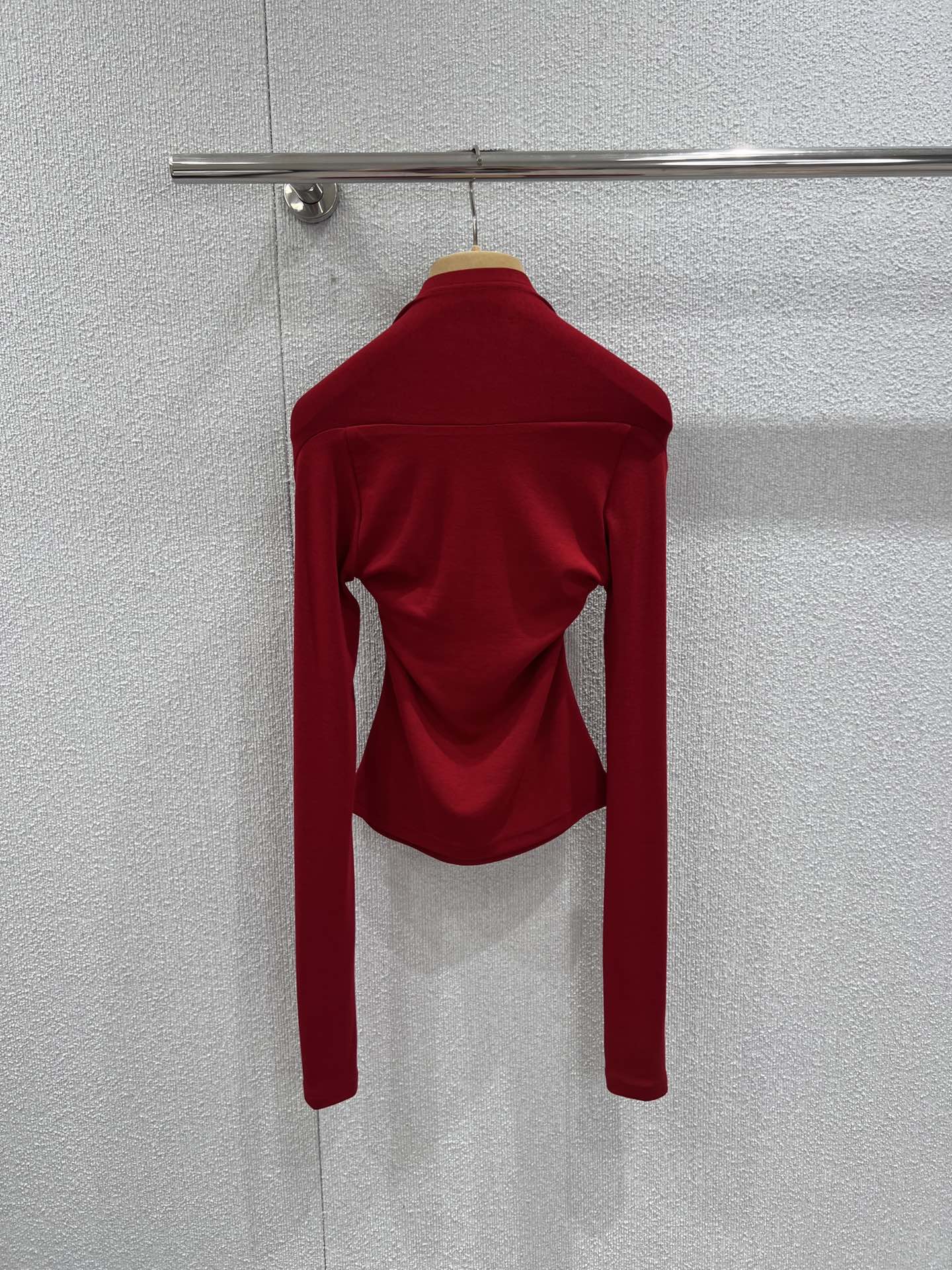 미우미우 스퀘어넥 홀터넥 긴팔 티셔츠 상세 이미지 7