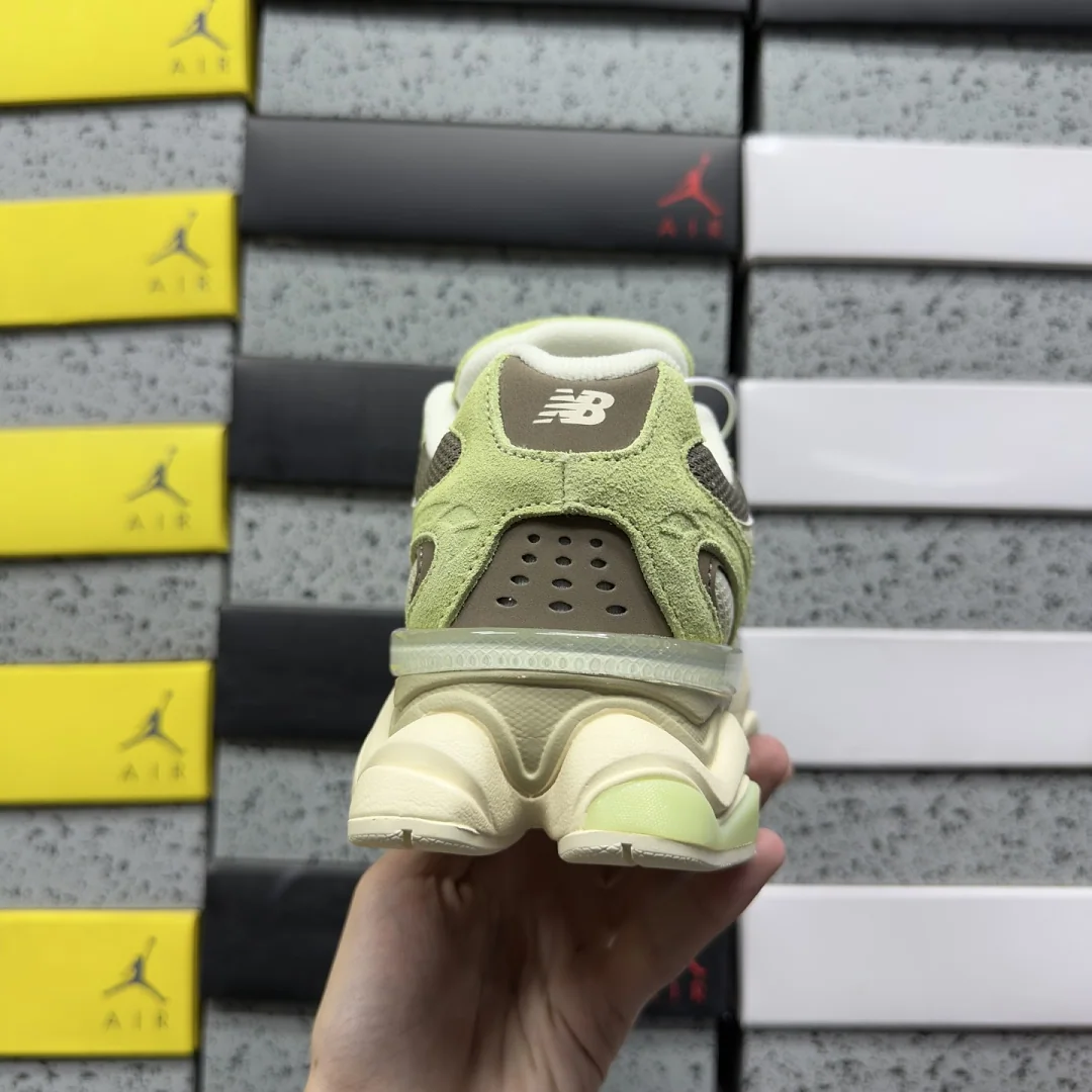 뉴발란스 [C] 9060 U906028L 202255 New Balance 9060 상세 이미지 9