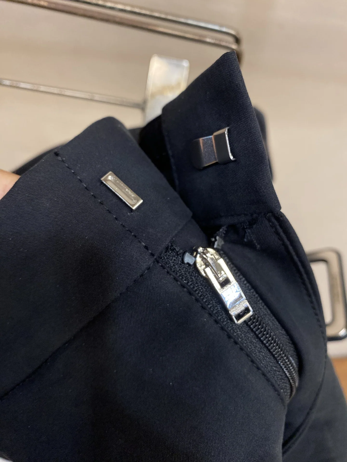 생로랑 코튼 루즈핏 남성 반바지 상세 이미지 5